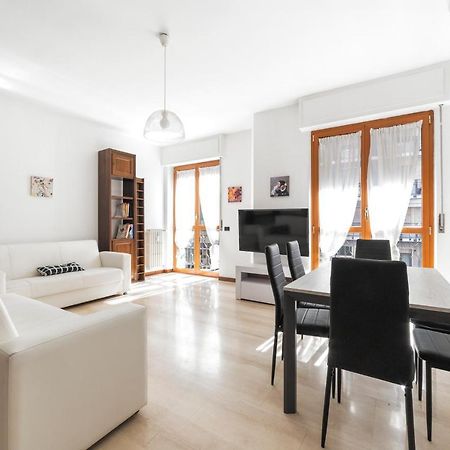 Cenisio M5 Lovely Apartment - With Balcony! Milano Dış mekan fotoğraf