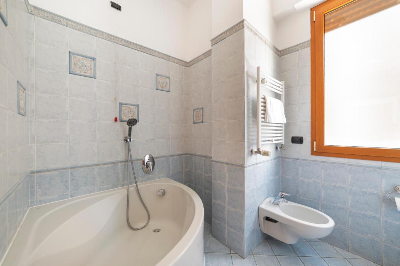 Cenisio M5 Lovely Apartment - With Balcony! Milano Dış mekan fotoğraf