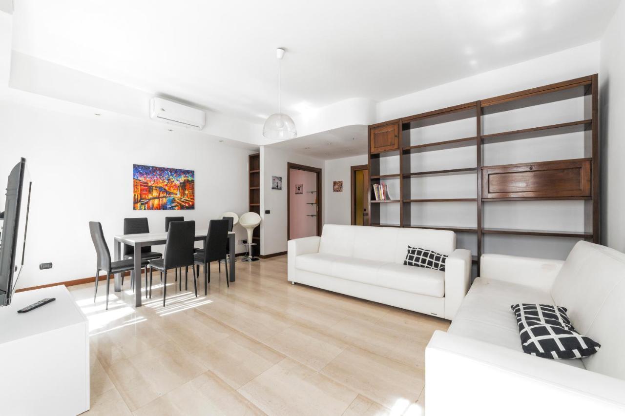 Cenisio M5 Lovely Apartment - With Balcony! Milano Dış mekan fotoğraf